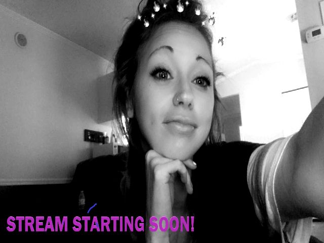 Live sex webcam photo for audreyskyee #274271210