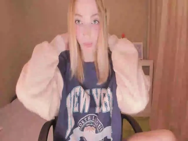 Live sex webcam photo for baby_gopn1k #272353304