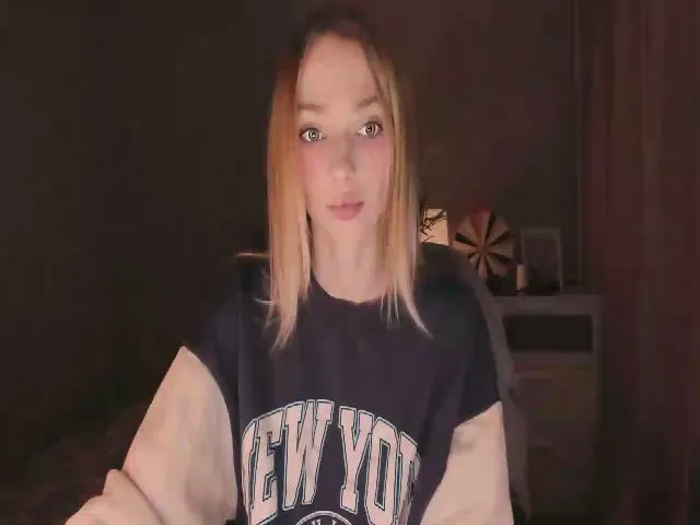 Live sex webcam photo for baby_gopn1k #272395273