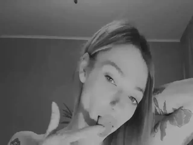 Live sex webcam photo for baby_gopn1k #272475134