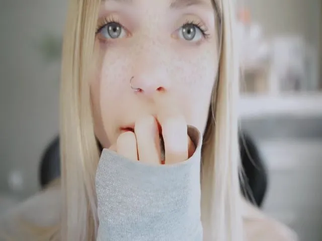 Live sex webcam photo for baby_gopn1k #272605798