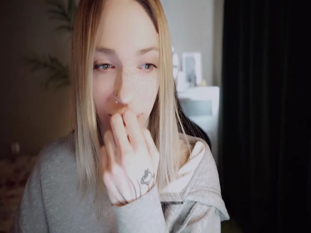 Live sex webcam photo for baby_gopn1k #272682363