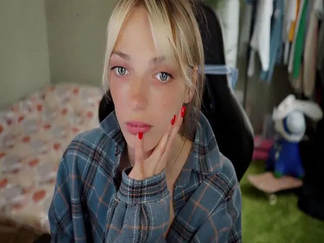 Live sex webcam photo for baby_gopn1k #273761379