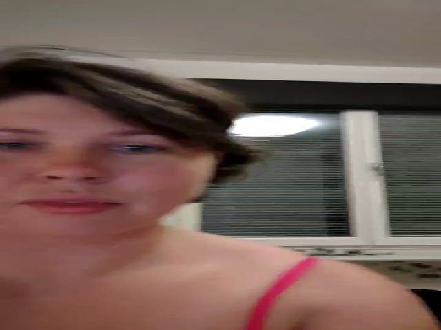 Live sex webcam photo for baebae69 #271913019