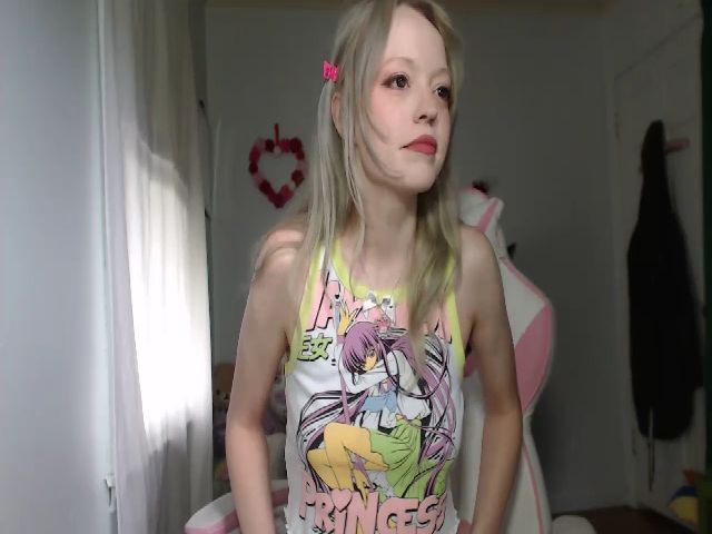 Live sex webcam photo for bbybug #273692565