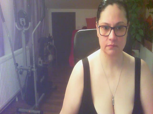 Live sex webcam photo for boosty4you #272219830