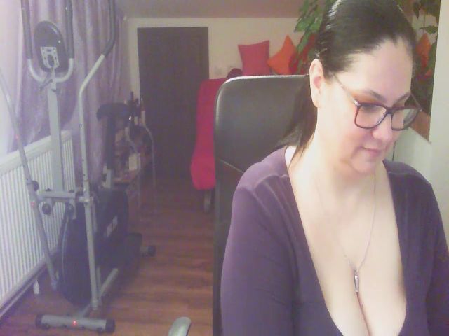 Live sex webcam photo for boosty4you #272310259