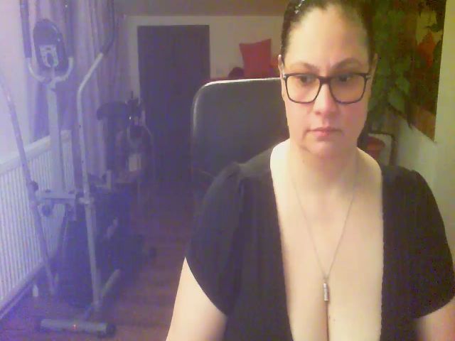 Live sex webcam photo for boosty4you #272403056