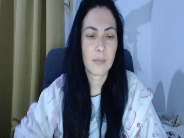 Live sex webcam photo for brunette_glam #271842888