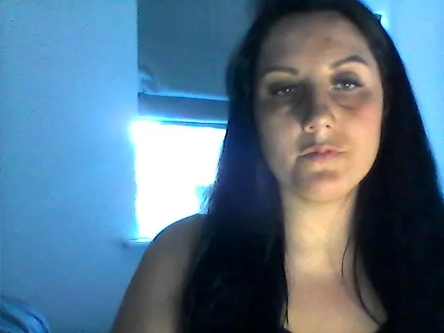 Live sex webcam photo for brunettemolly #273756566