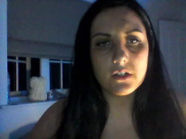Live sex webcam photo for brunettemolly #273757774