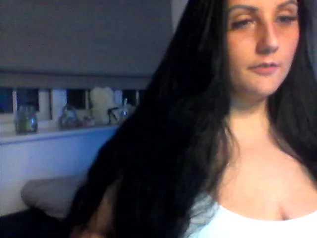 Live sex webcam photo for brunettemolly #273789490