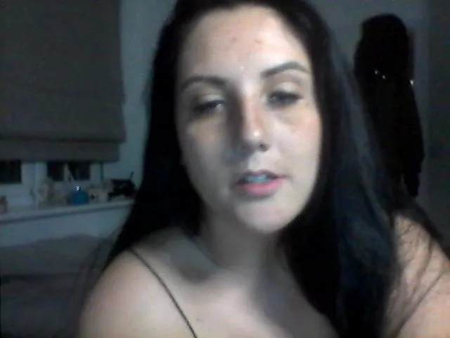 Live sex webcam photo for brunettemolly #273840013