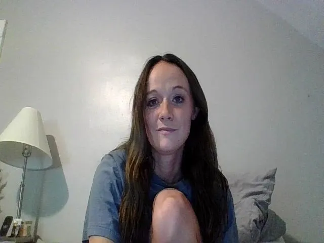 Live sex webcam photo for candierose1 #274126448