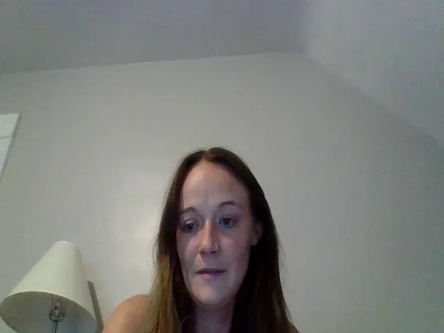 Live sex webcam photo for candierose1 #274281639