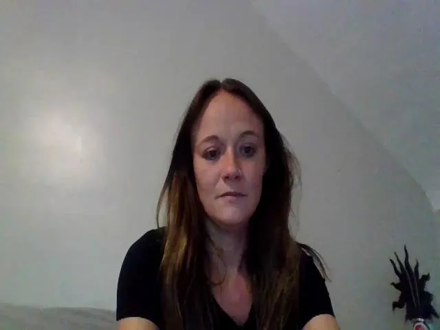 Live sex webcam photo for candierose1 #274320468