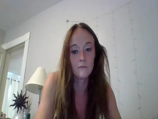 Live sex webcam photo for candierose1 #274402549
