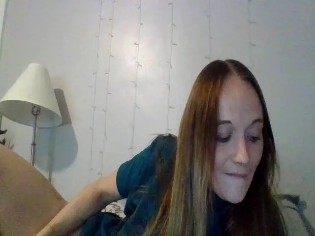 Live sex webcam photo for candierose1 #274424895