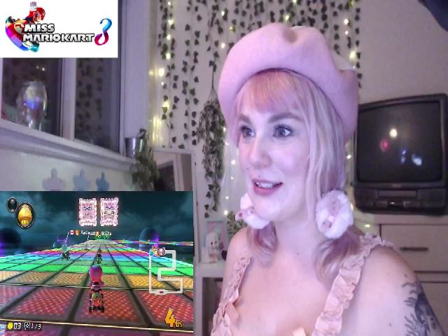 Live sex webcam photo for cherryfaeriee #272184045