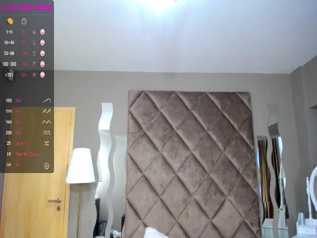 Live sex webcam photo for ciaraken #273208243