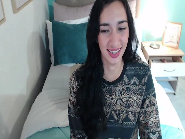 Live sex webcam photo for circenmilen #272005329