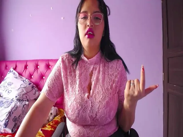 Live sex webcam photo for Cristal07 #273260731