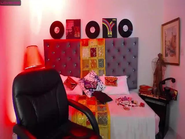 Live sex webcam photo for dioreva #274270325