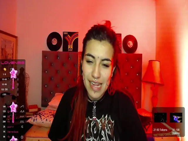 Live sex webcam photo for dioreva #274494807