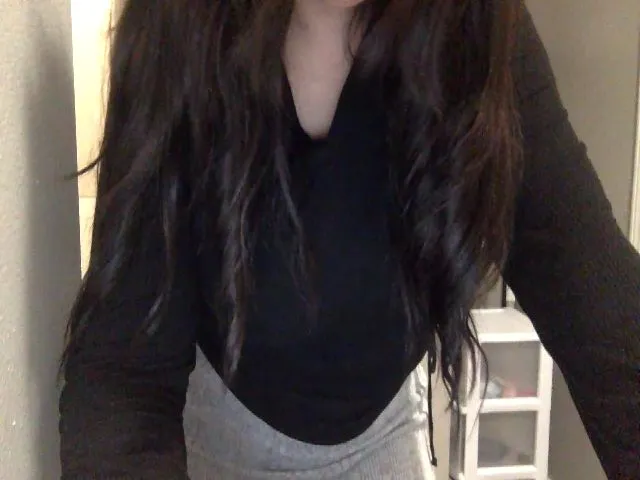 Live sex webcam photo for dirtybae444 #274244443
