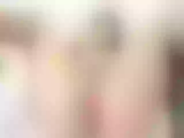 Live sex webcam photo for doll_squirts #287897157