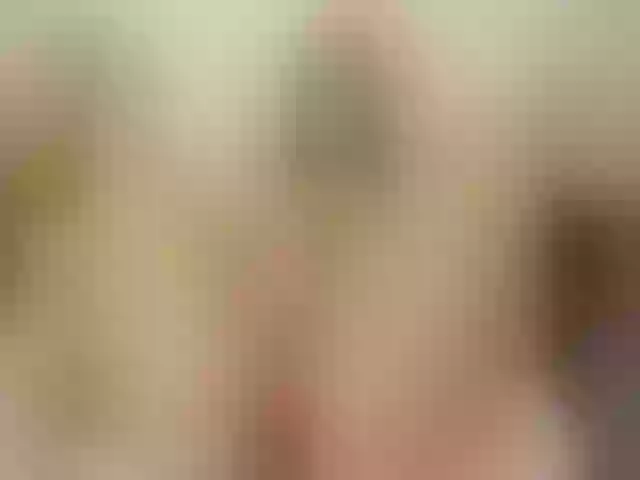 Live sex webcam photo for doll_squirts #287897159