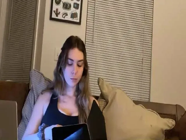 Live sex webcam photo for dontalktomee #271929169