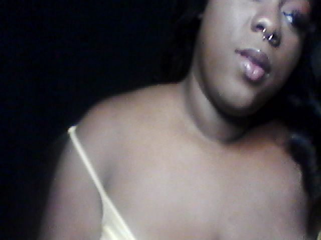 Live sex webcam photo for easykittyxx #271833745