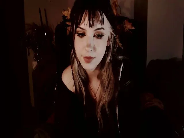 Live sex webcam photo for effytay #272859652