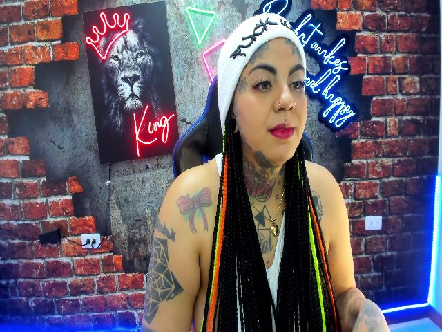 Live sex webcam photo for eimy_ #273261637