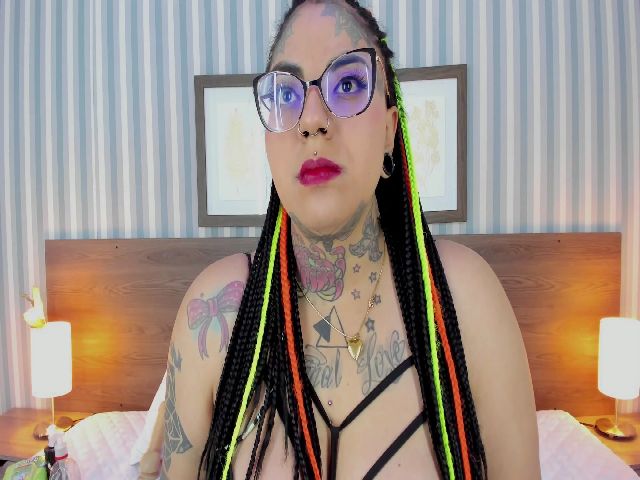 Live sex webcam photo for eimy_ #273306614