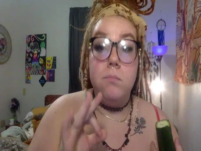 Live sex webcam photo for emberlycarr3 #272262590