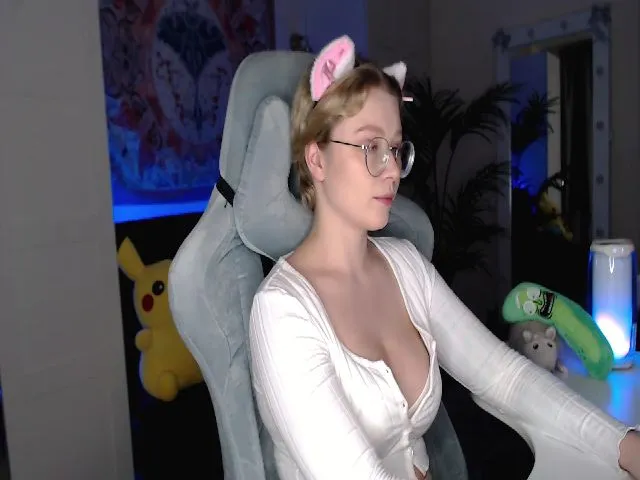 Live sex webcam photo for euphoriadance #272718223