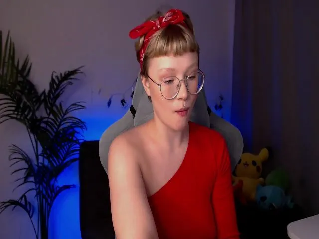 Live sex webcam photo for euphoriadance #272975925