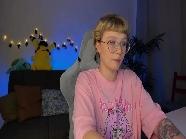 Live sex webcam photo for euphoriadance #273104163