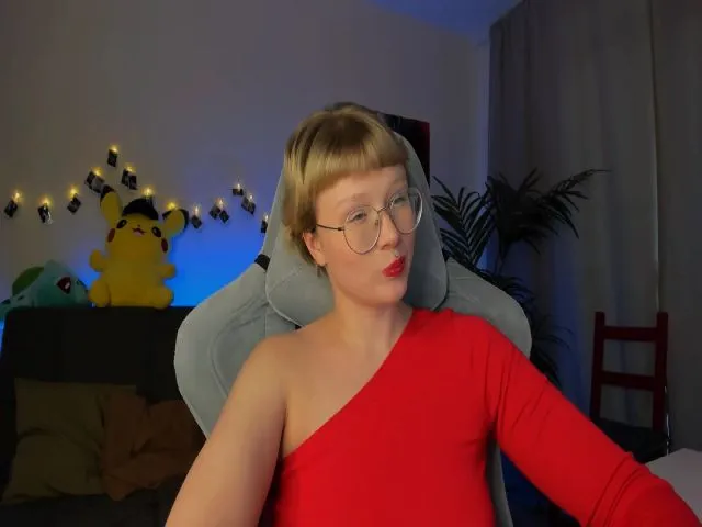 Live sex webcam photo for euphoriadance #273135133