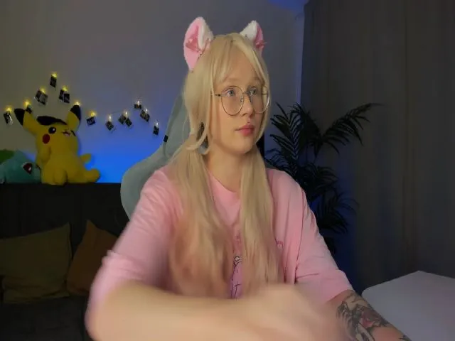 Live sex webcam photo for euphoriadance #273251184