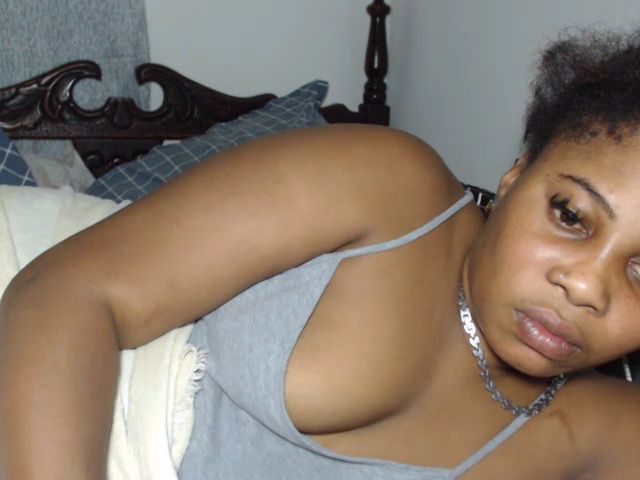 Live sex webcam photo for fatassjasmine #271851538