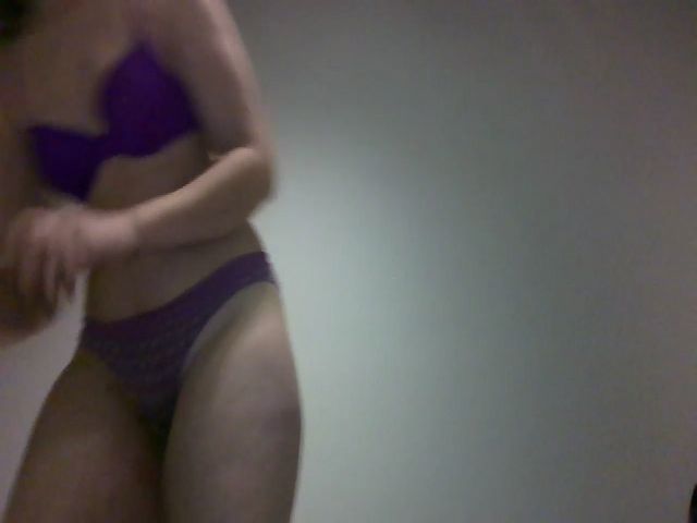 Live sex webcam photo for gdolllie #273250870