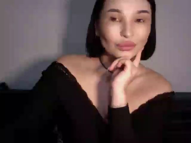 Live sex webcam photo for geisha #271912094