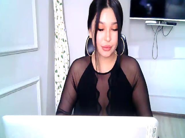 Live sex webcam photo for geisha #273802236