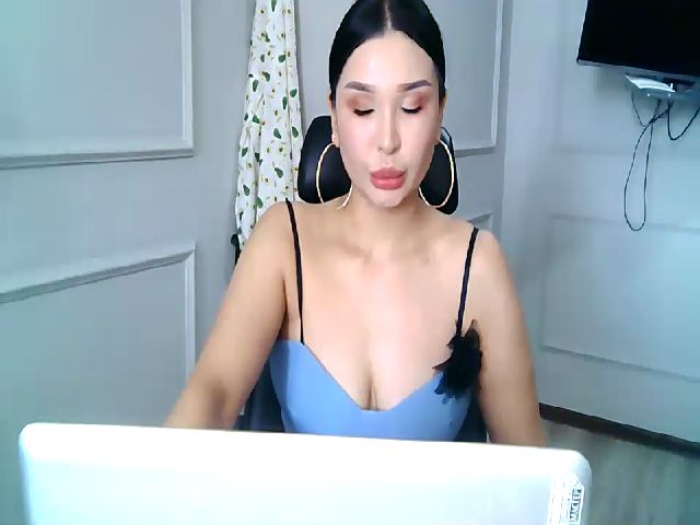 Live sex webcam photo for geisha #273883047