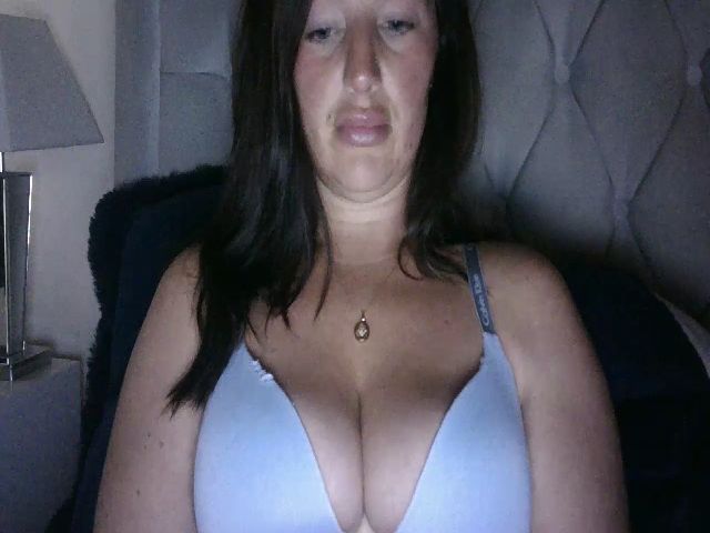 Live sex webcam photo for glasgowgirl1 #274541794