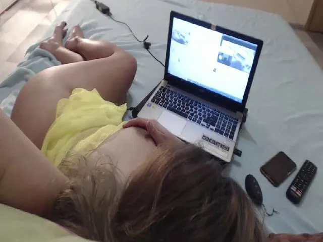 Live sex webcam photo for GoddessMaya #272271911