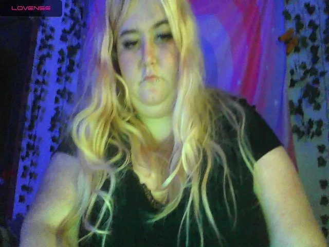 Live sex webcam photo for goodgirl2841 #273479996